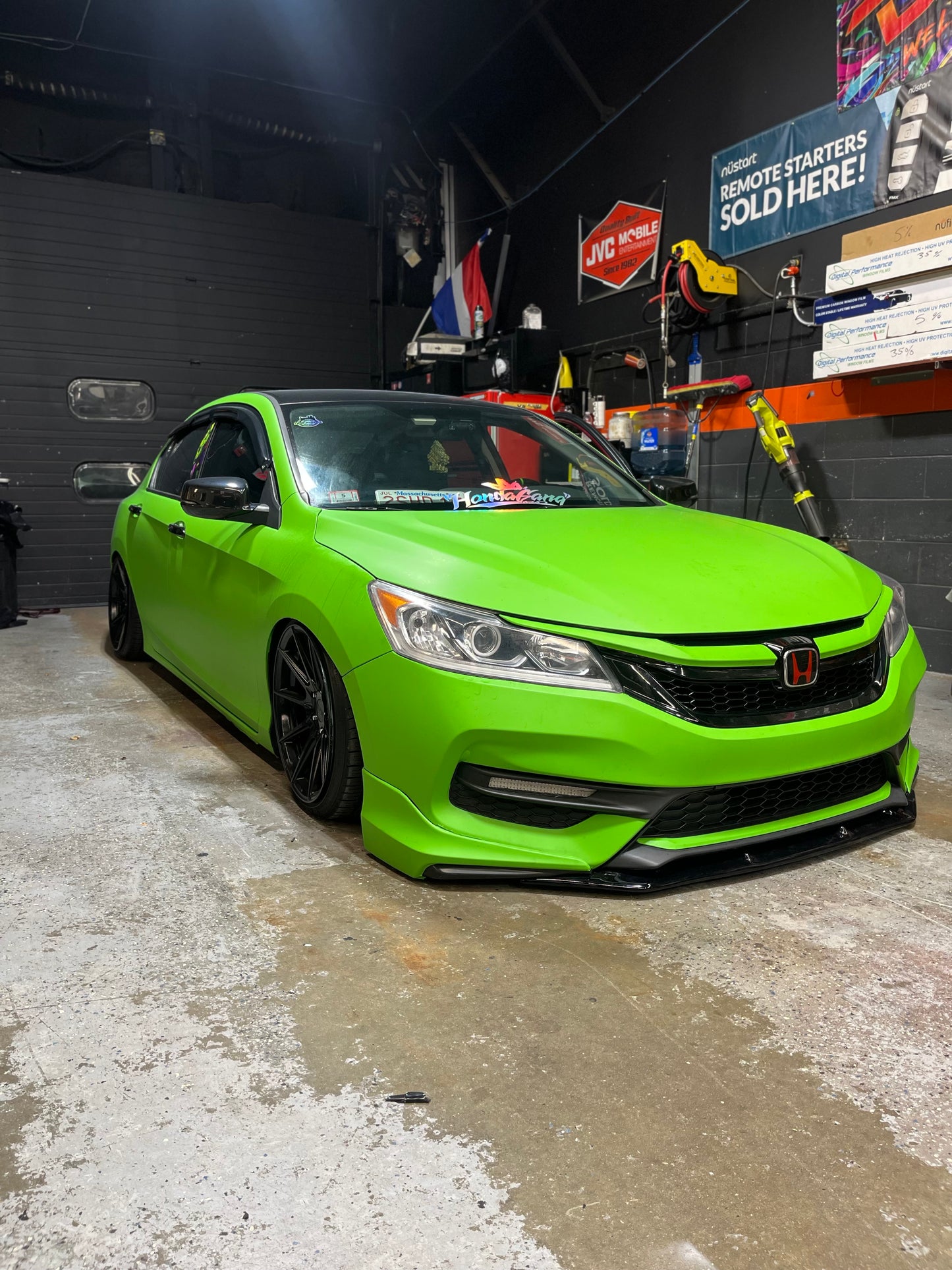 2016-2017 HONDA ACCORD SEDAN CARBON FIBER FRONT LIP