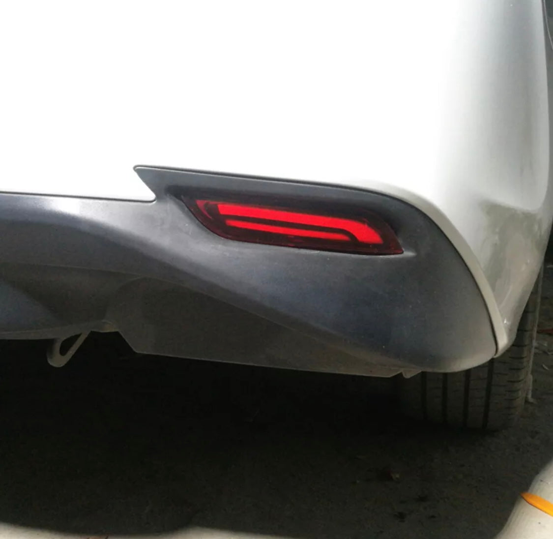 Red LED Bumper Reflector Tail Brake Signal Lamp Foglights For 18-24 Toyota Camry